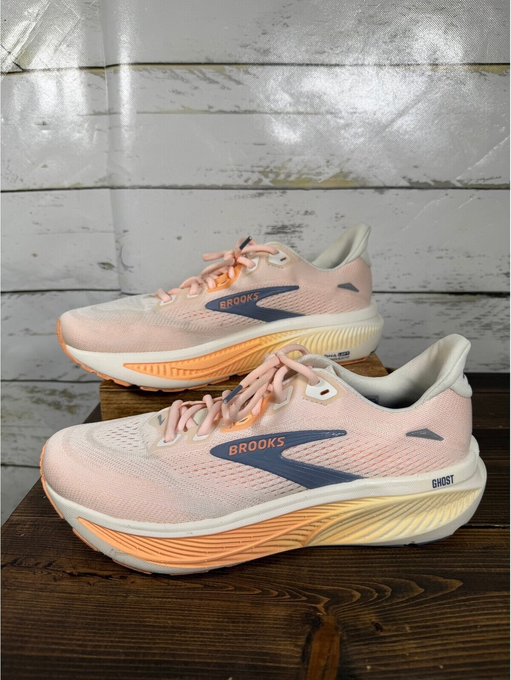 Brooks Ghost 18 Running Shoes Star White/Cyber Peach/Grey Size Women's 9.5